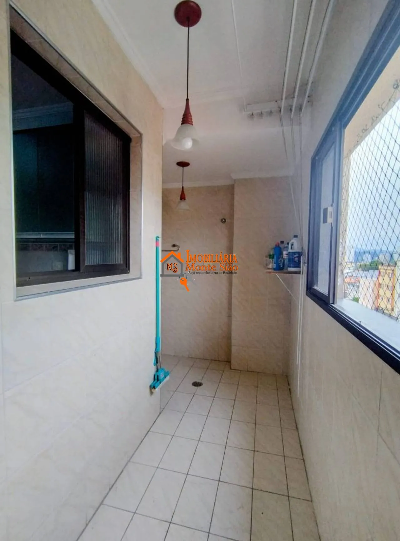 Imagem Apartamento com 2 dormitórios à venda, 76 m² por R$ 449.000,00 - Vila Galvão - Guarulhos/SP