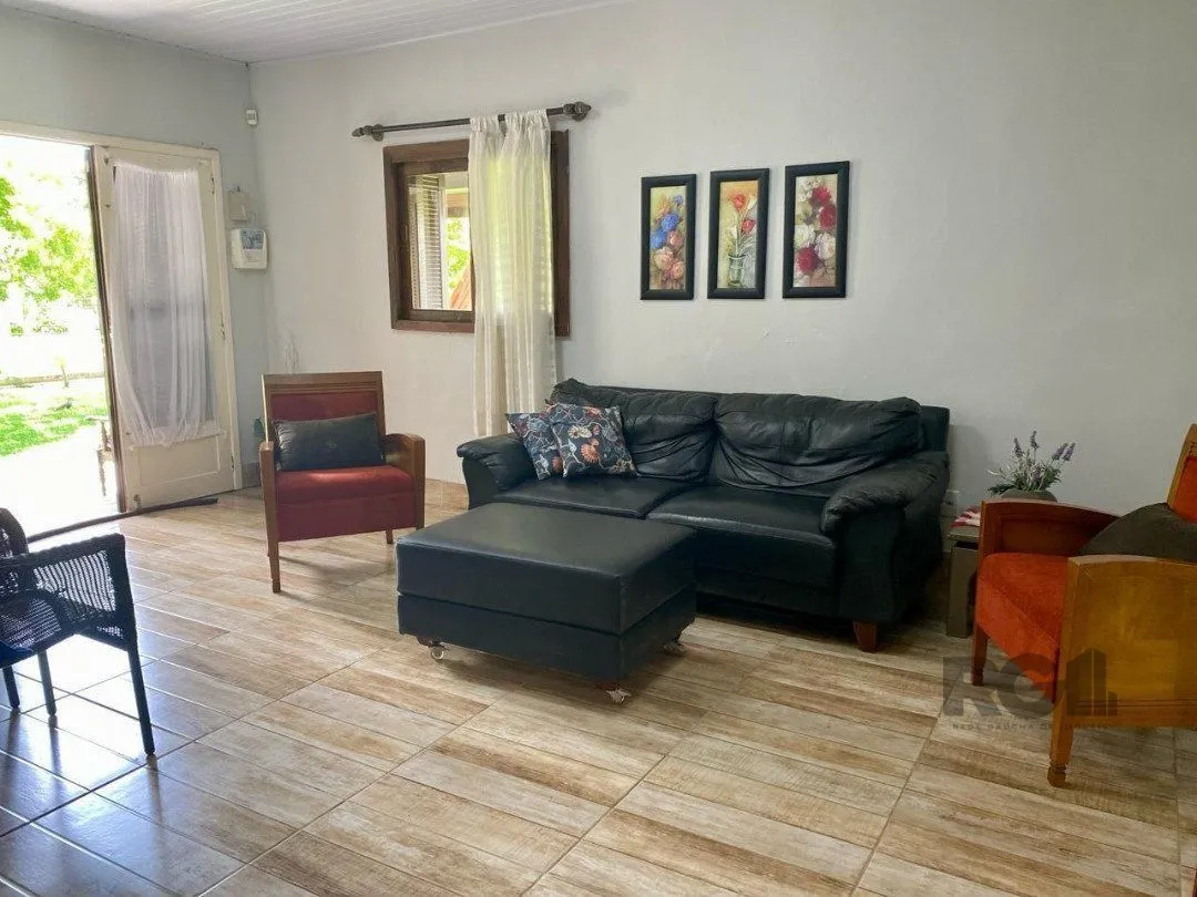 Imagem Casa 5 dormitórios, bairro Centro em Imbé.