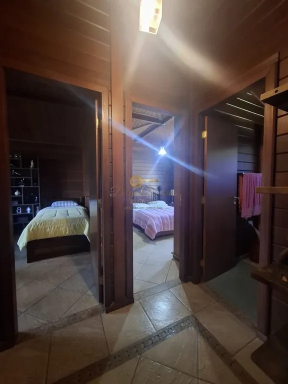 Imagem Casa em Condomínio para Venda em Teresópolis / RJ no bairro Vargem Grande