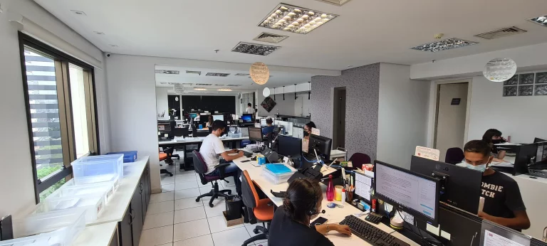Imagem Conjunto Comercial à Venda em São Paulo-SP Várzea da Barra Funda 1 Sala 6 Vagas 204m² Área