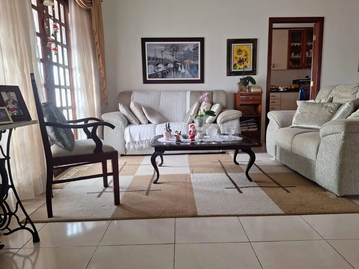 Imagem Imóvel Comercial e Residencial de Esquina no Bairro Crispim: Excelente Localização e Visibilidade para Comércio e Moradia