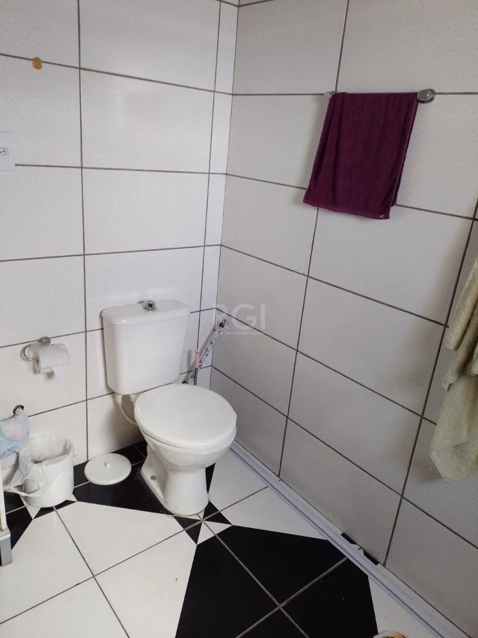 Imagem Casa de 4 dormitórios no bairro Jardim Floresta