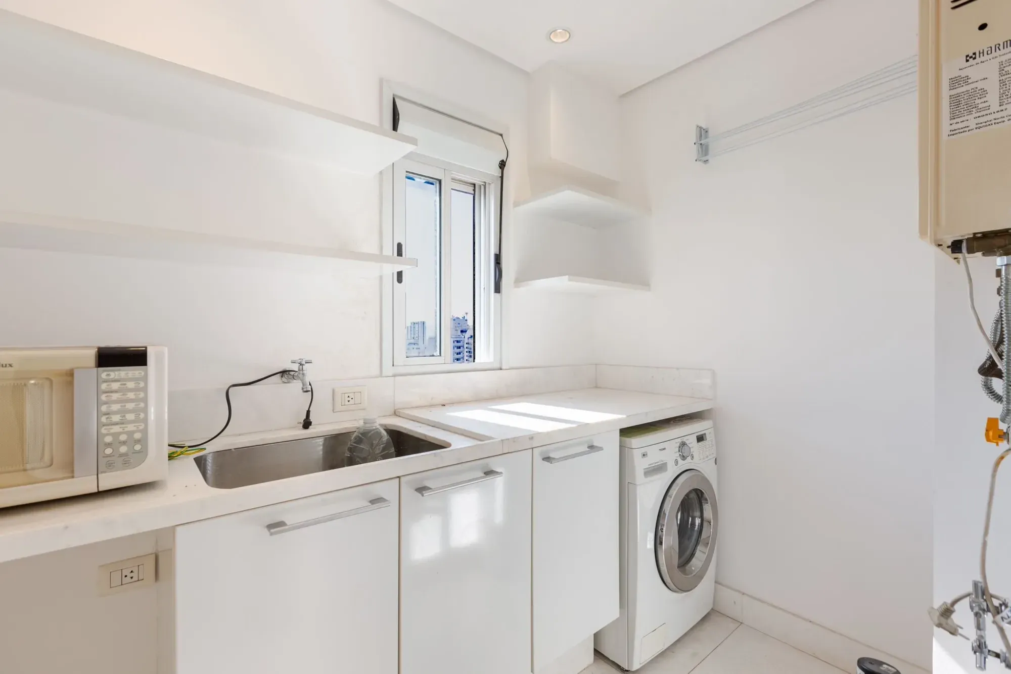Imagem Cobertura com 3 Quartos à Venda ou Locação, 180 m² em Vila Nova Conceição - São Paulo