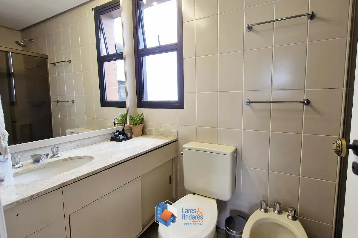 Imagem Cobertura para venda em Vila Andrade com 2 quartos, sendo 1 suíte, 201m²