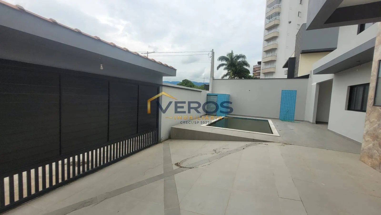 Imagem Sobrado de alto padrão à venda no Indaiá - a 100 metros da Orla