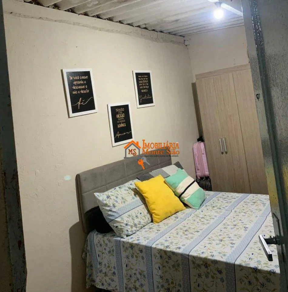 Imagem Sobrado com 4 dormitórios à venda, 200 m² por R$ 310.000,00 - Parque São Miguel - Guarulhos/SP