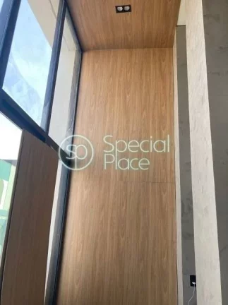 Imagem Apartamento possui amplo projeto de marcenaria. Projeto do renomado arquiteto Bruno Sabó que teve s...