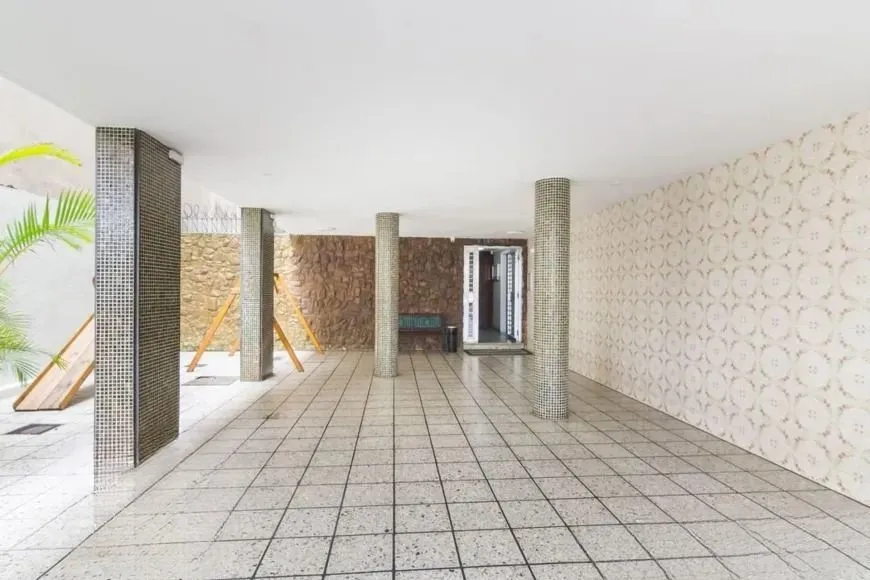 Imagem Apartamento com 3 Quartos e 2 banheiros à Venda, 120 m² privitivos com elevador