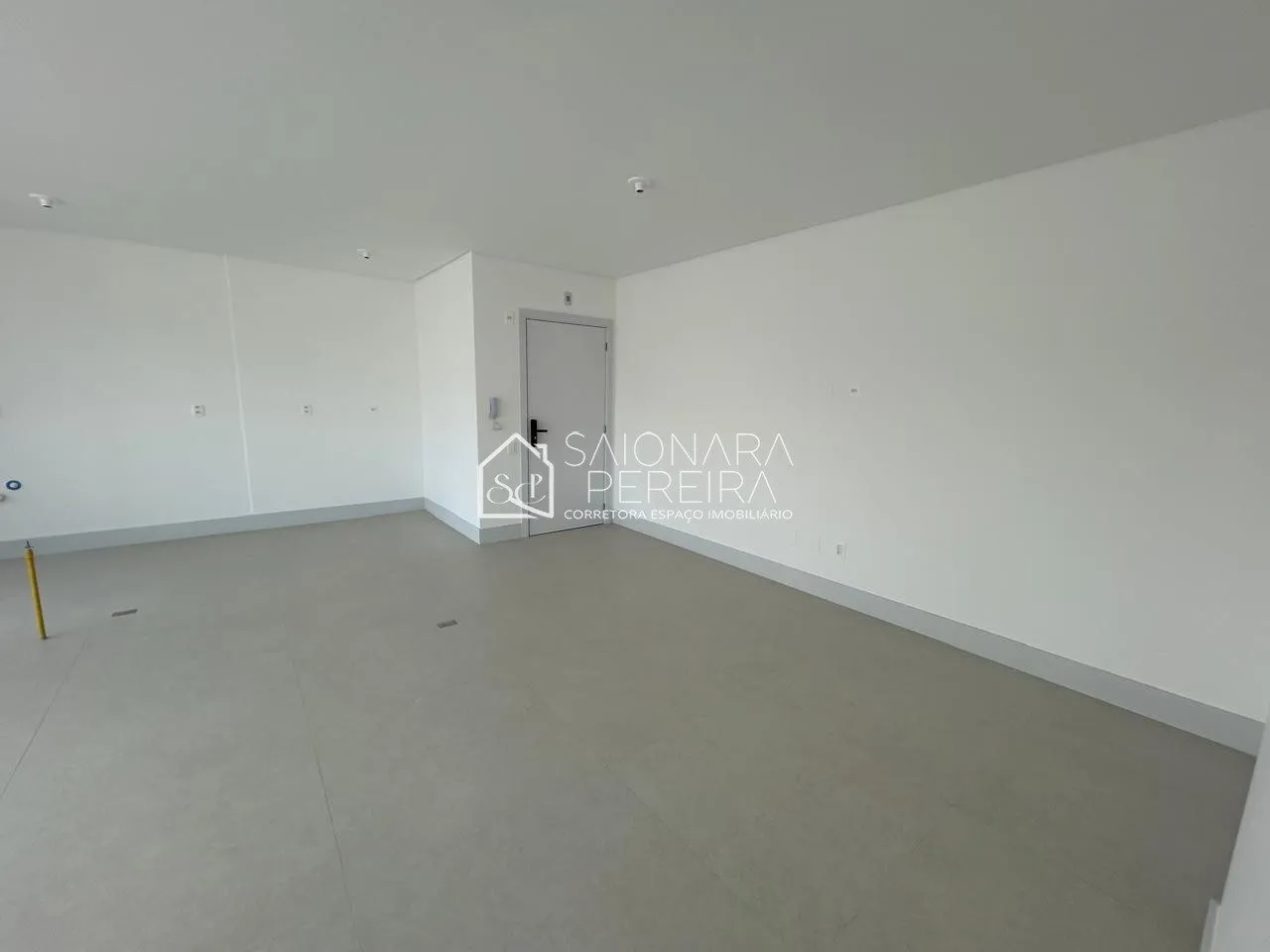 Imagem D/MYS APARTAMENTO COM 3 SUÍTES - ESTREITO - FLORIANÓPOLIS