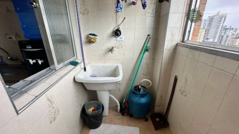 Imagem Apartamento com 3 dormitórios à venda, 145 m² por R$ 620.000,00 - Vila Guilhermina - Praia Grande/SP