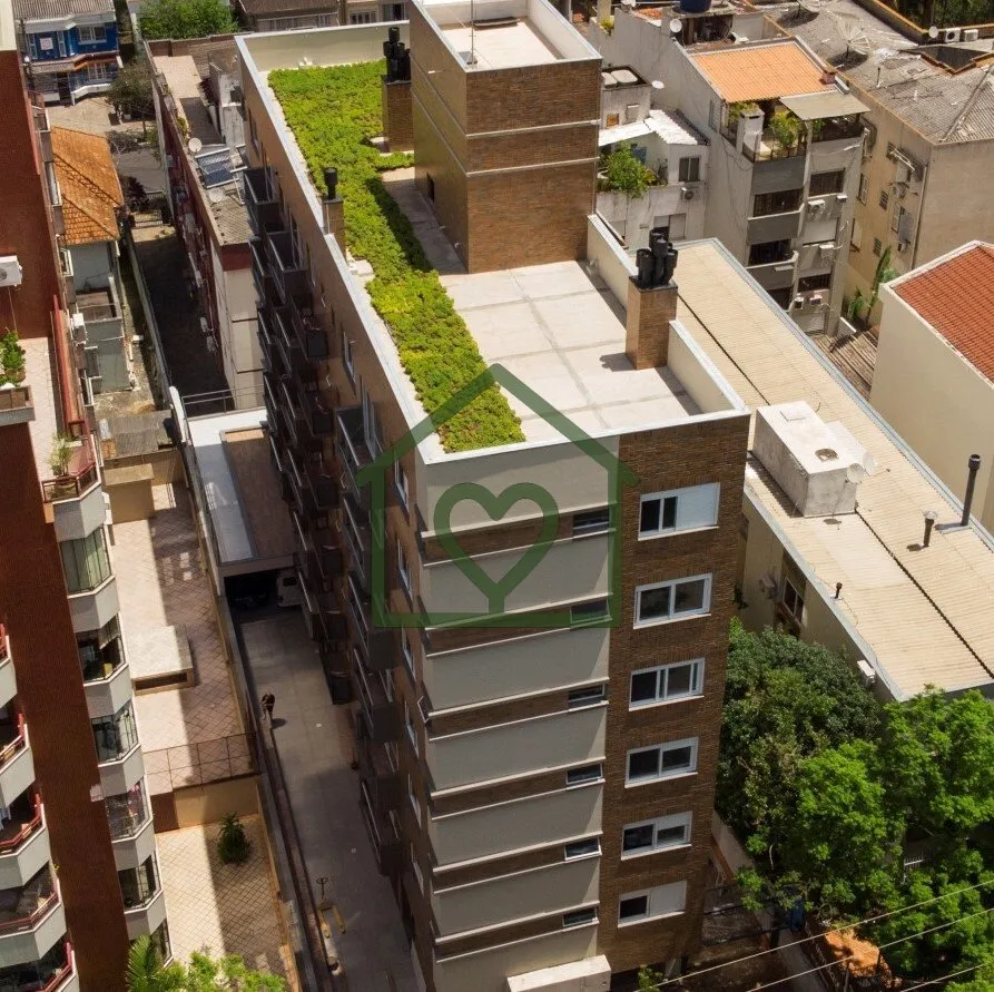 Imagem Localizado em área prestigiada de Porto Alegre, o Lexington 111 está edificado em uma rua caracter...