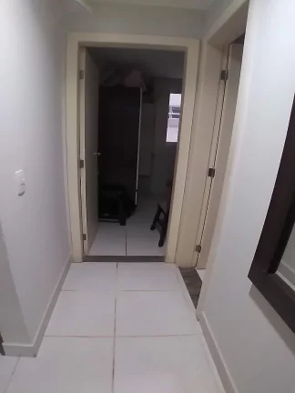 Imagem Apartamento 2 (dois) quartos sendo 01(hum) suite de frente no coração do Centro de Guarapari Cozinha espaçosa c/ área de serviço Sala 2 ambientes c/