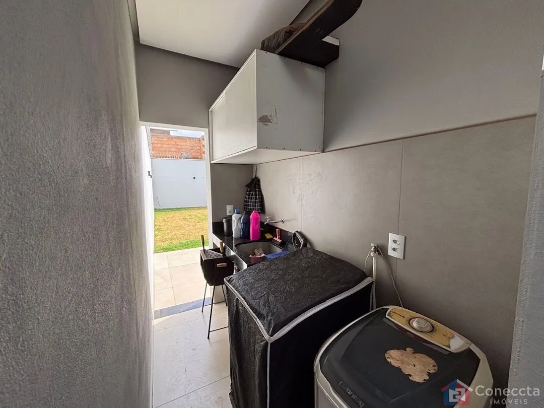Imagem Casa Residencial à venda, Caiçaras, Patos de Minas - CA0193.