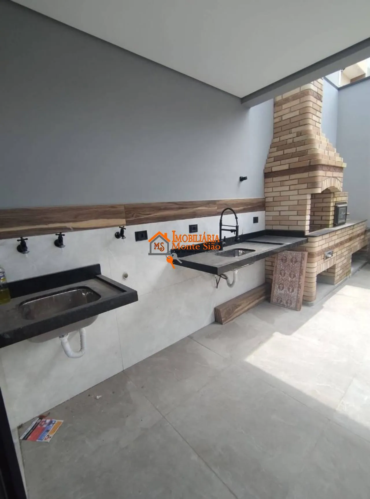Imagem Sobrado com 2 dormitórios à venda, 80 m² por R$ 660.000,00 - Parque Residencial Scaffid II - Itaquaquecetuba/SP