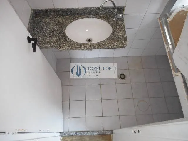 Imagem Ampla sala comercial com 86 m² em Indianópolis, 600 metros Metrô Moema