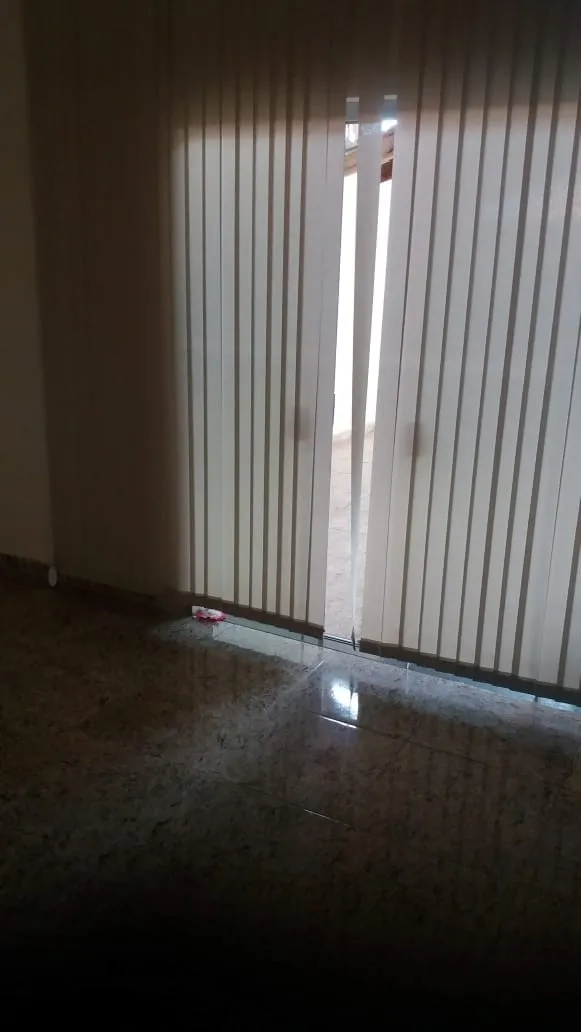 Imagem Casa à venda 2 Quartos, 2 Vagas, 250M², Engenheiro Neiva, Guaratinguetá - SP
