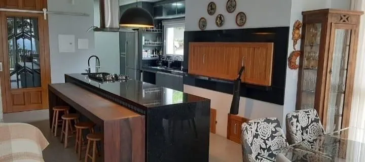 Imagem Casa com 5 quartos em condomínio fechado na Cidade de Canela/RS