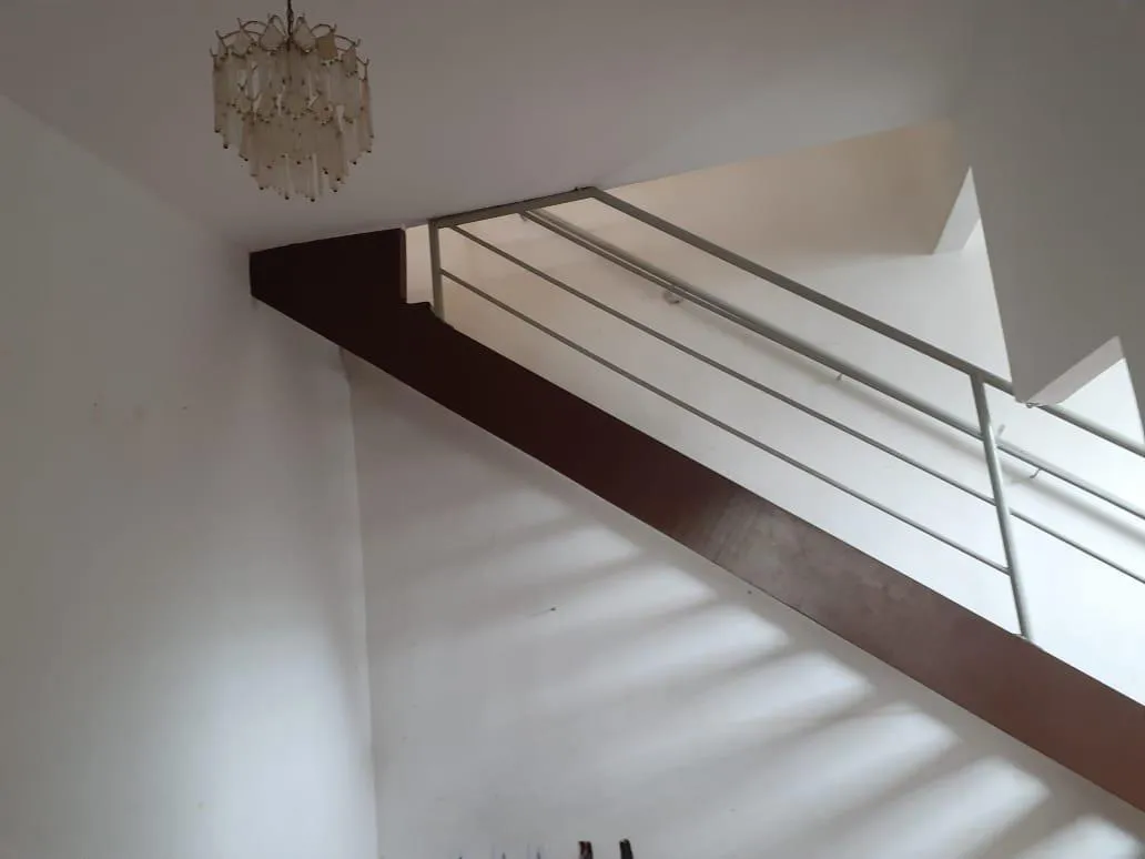 Imagem Vendo uma ótima casa em Betim ( valor 350.000,00 )
