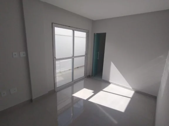 Imagem Casa a venda na praia do Morro Guarapari-ES Casa duplex composta por 3 suítes sendo uma Suite master com Closet e 2 vagas de garagem