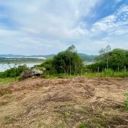 Imagem Terreno à venda em Garopaba-SC, bairro Macacu! 2.000m² com vista panorâmica. Venha conferir!