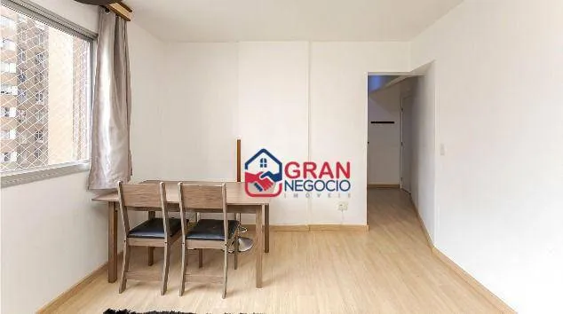 Imagem Apartamento com 1 dormitório à venda -Bigorrilho