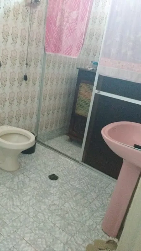 Imagem Casa à venda 3 Quartos, 1 Suite, 140M², Parque São Domingos, Pindamonhangaba - SP