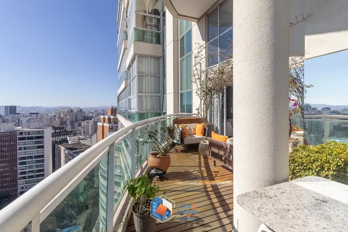 Imagem Duplex para venda em Jardim América com 2 quartos, sendo 2 suítes, 138m²