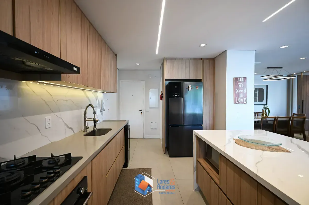 Imagem Apartamento para venda em Campo Belo com 4 quartos, sendo 3 suítes, 186m²