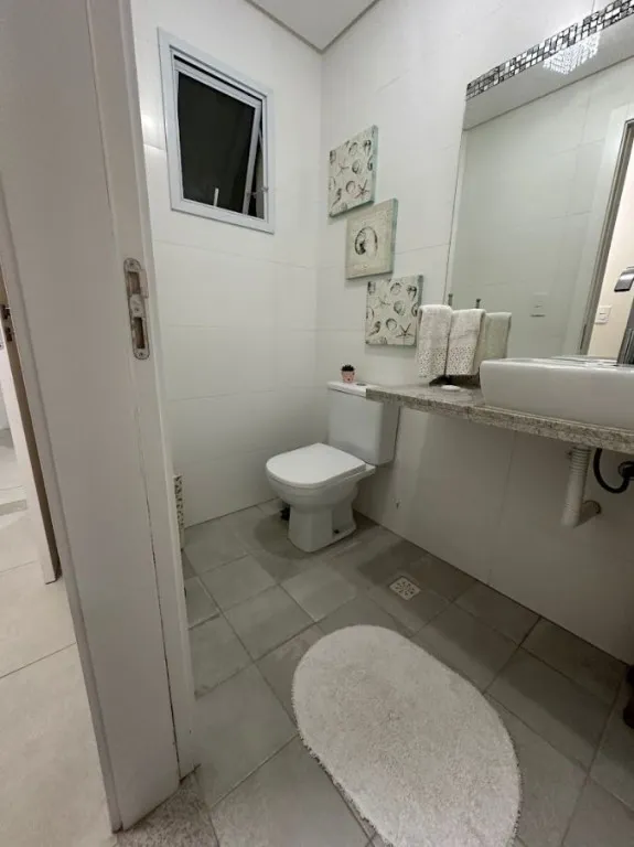 Imagem APARTAMENTO COM 136,00 m² - CANTO DO FORTE - PRAIA GRANDE SP