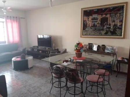 Imagem Casa à venda 3 Quartos, 1 Suite, 3 Vagas, 350M², Crispim, Pindamonhangaba - SP