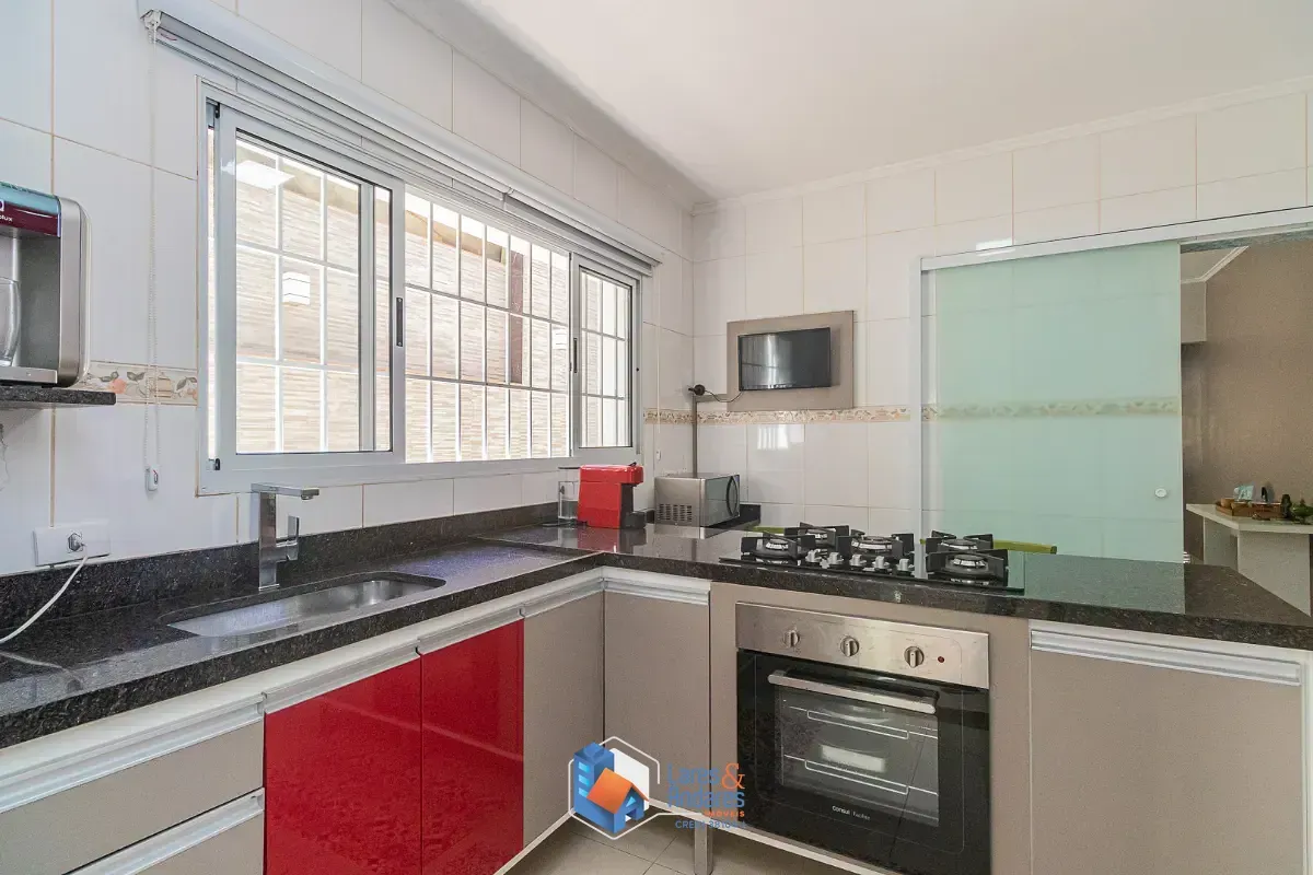 Imagem Casa para venda em Vila Dom Pedro I com 3 quartos, sendo 3 suítes, 223m²