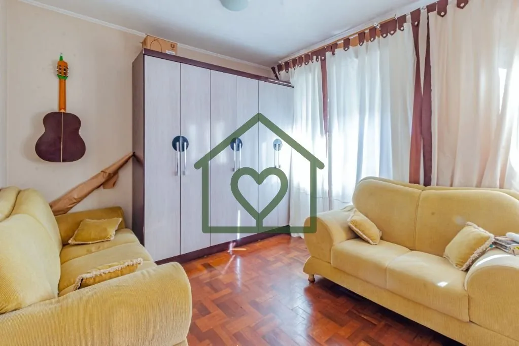 Imagem Amplo apartamento na Rua Lasar Segall de frente, próximo a todos os comércios. O imóvel fica de f...