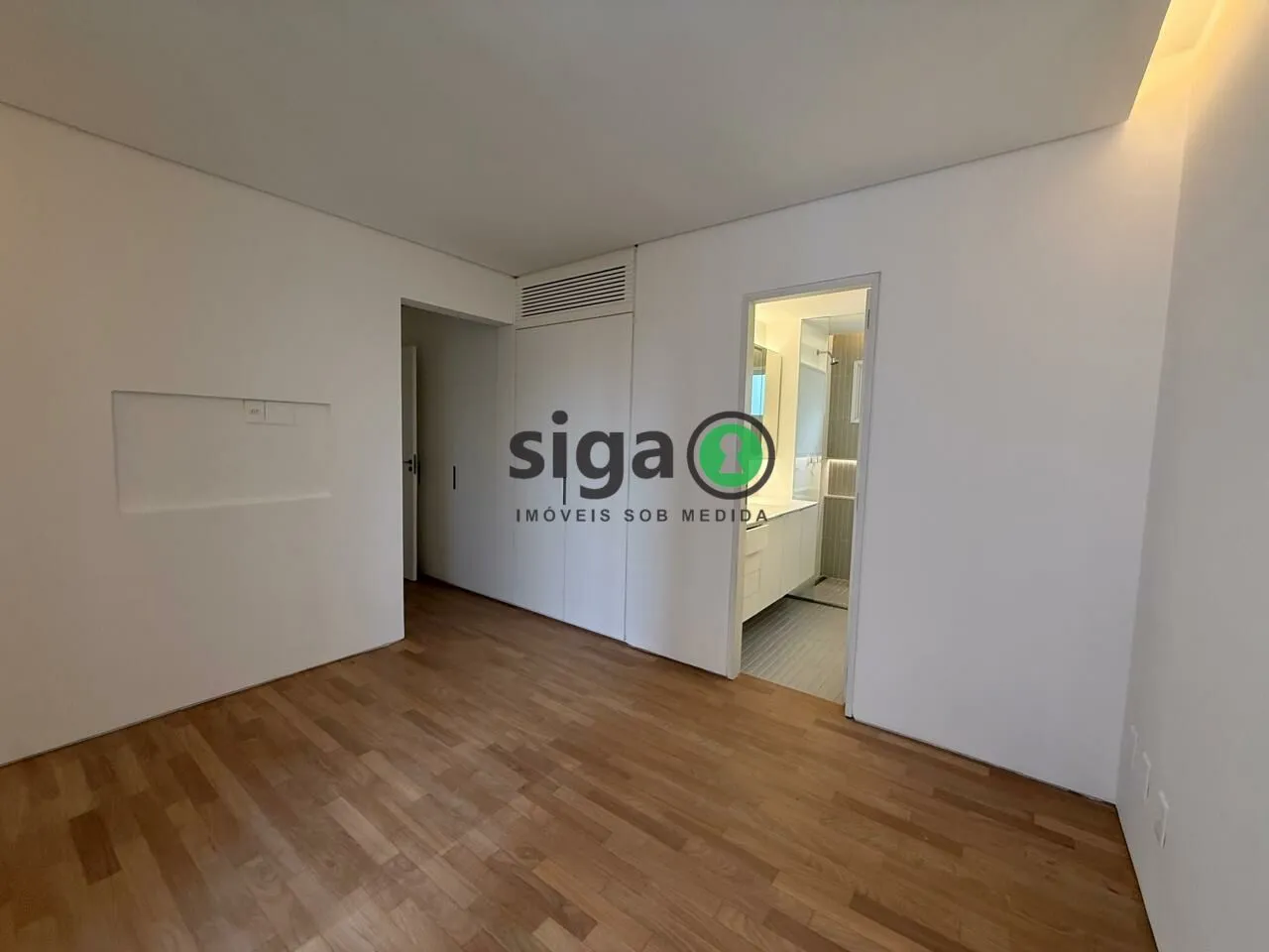 Imagem Alto Padrão no Tatuapé: 174m² com Suítes Impecáveis e 3 Vagas