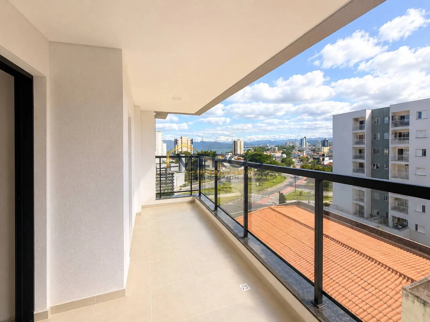Foto do imóvel Apartamento novo a venda perto do centro de Caraguá com churrasqueira