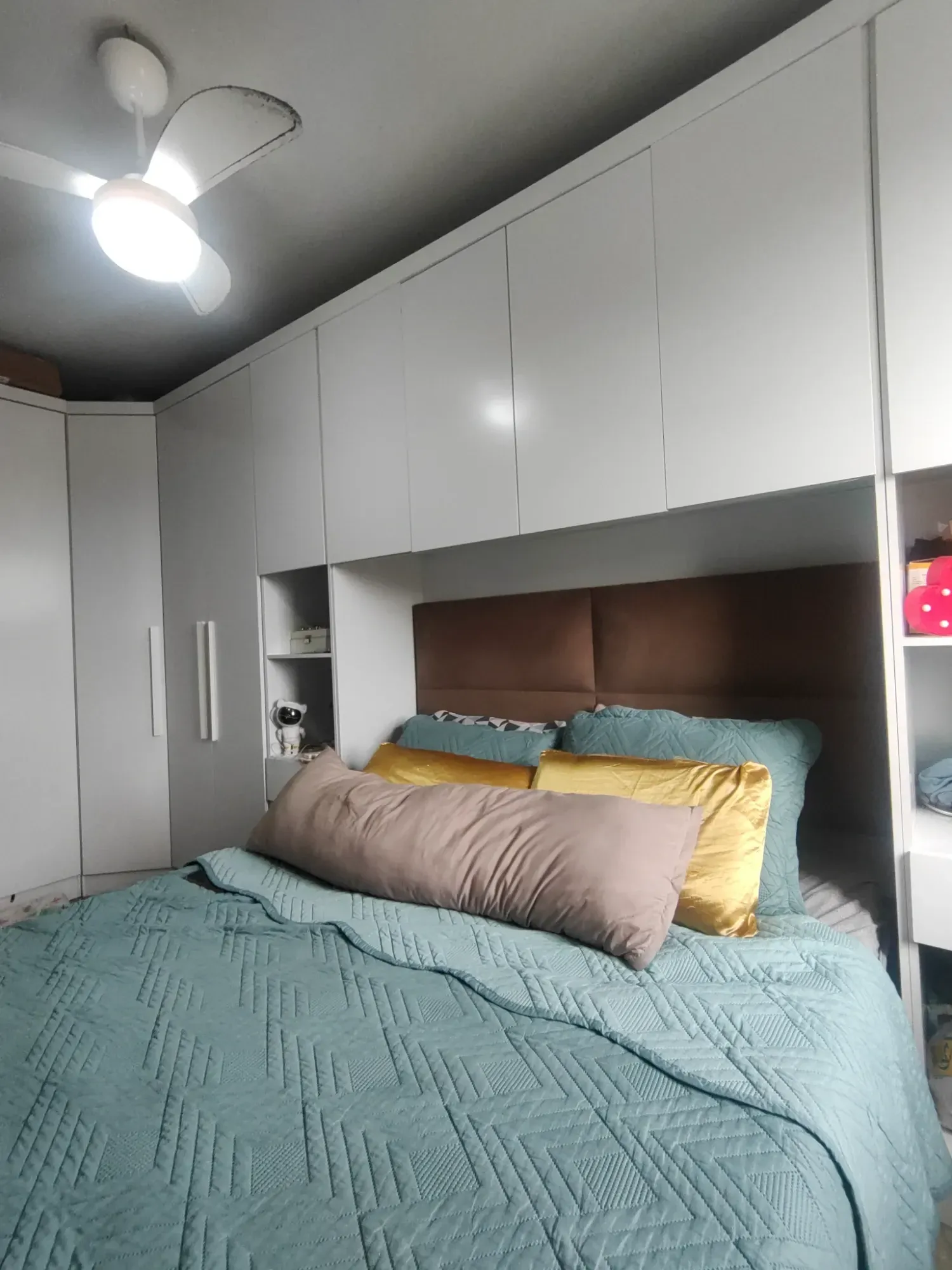 Imagem Apartamento com 2 Quartos à Venda, 70 m² em Brasilândia - São Gonçalo