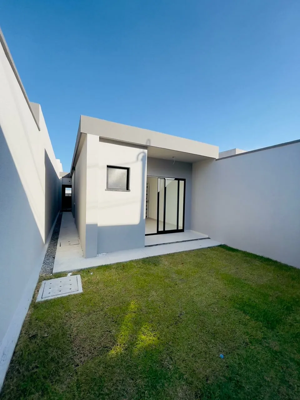 Imagem Casa 3 Quartos Com Controle de Acesso - Eusébio