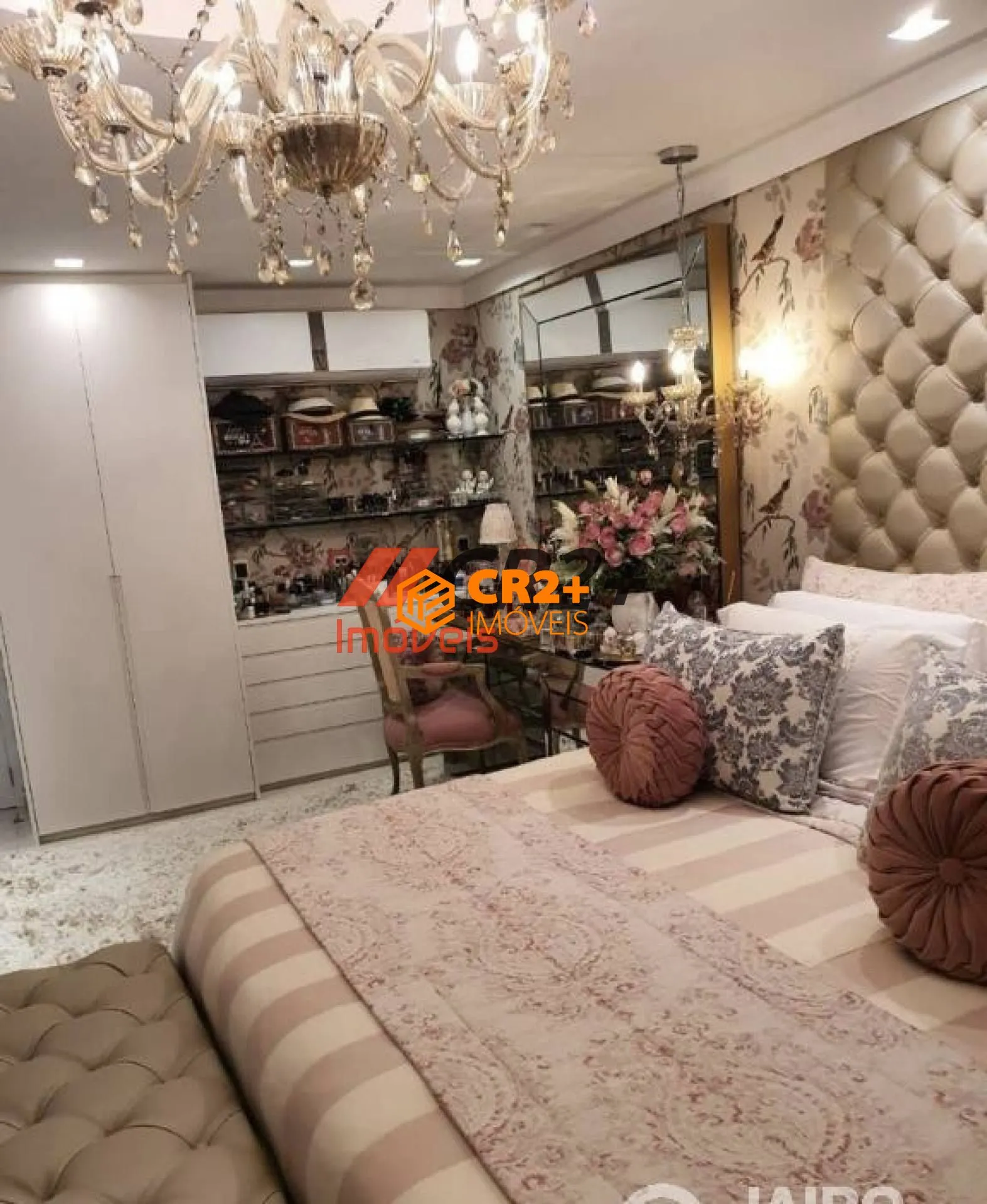 Imagem Cobertura a Venda, 347m² com 3 quartos, 3 suítes no bairro Madalena em Recife