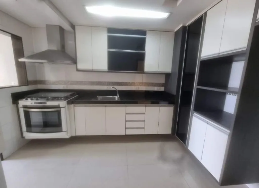 Imagem APARTAMENTO COM 143,00 m² - CAIÇARA - PRAIA GRANDE SP