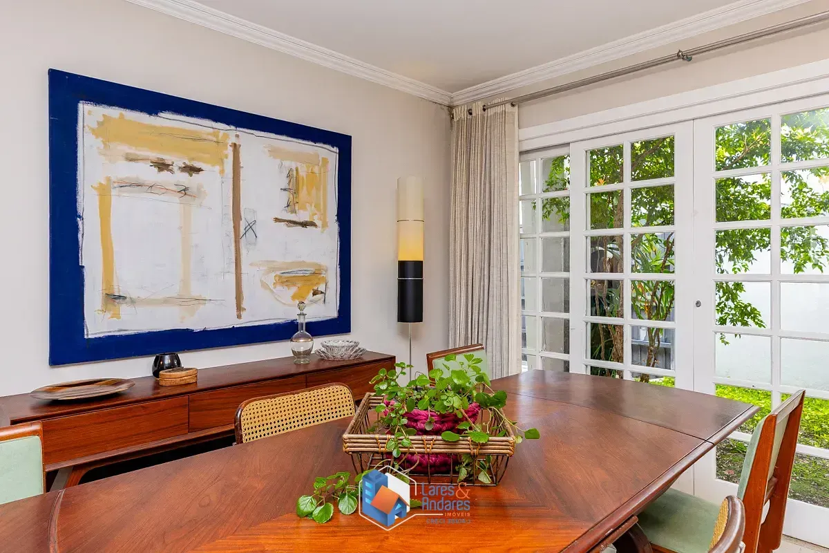 Imagem Casa para venda em Vila Cruzeiro com 4 quartos, sendo 3 suítes, 260m²