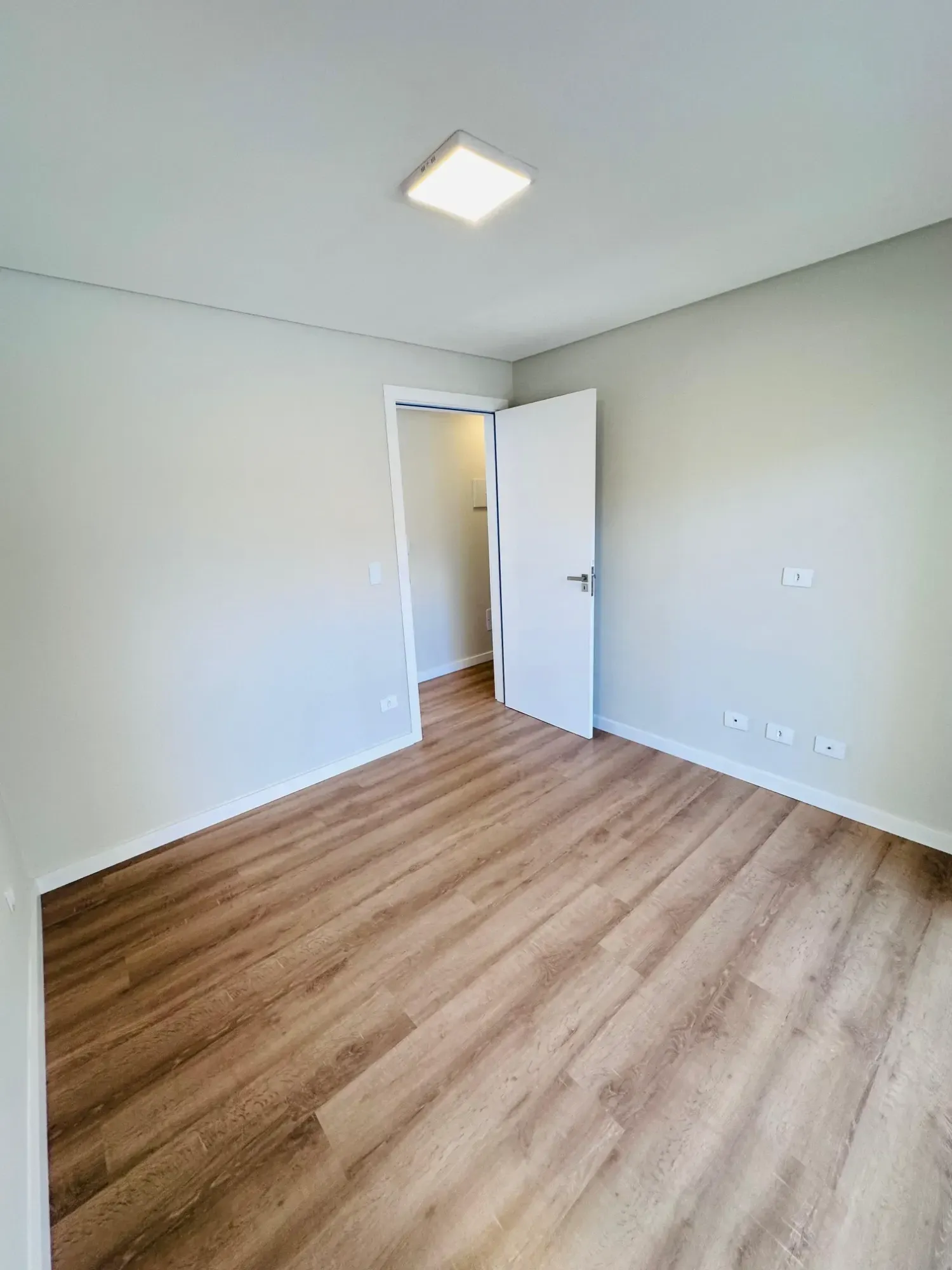 Imagem Casa com 3 Quartos à Venda, 187 m² em Cachoeira - Curitiba