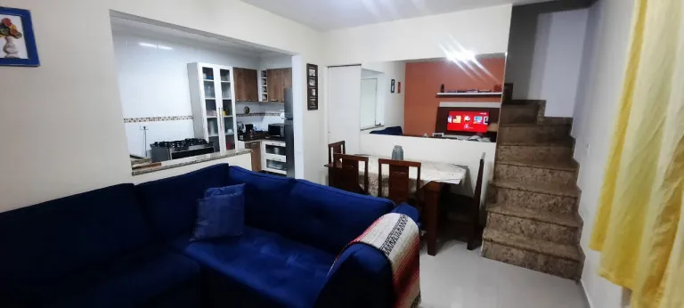 Foto do imóvel Casa de Condomínio com 2 Quartos à Venda, 60 m² em Rua das Gilias