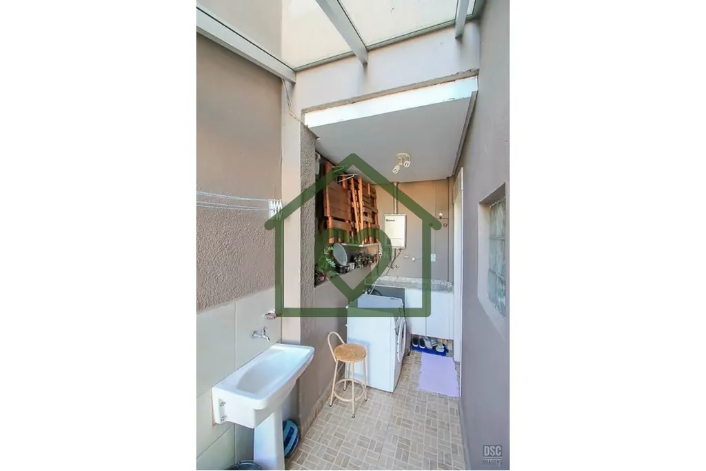 Imagem Encantador Sobrado com Vista para a Natureza na Zona Sul Completo e Pronto para Morar! Descubra o pr...