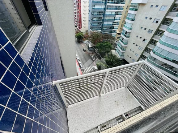 Imagem Apartamento com 3 dormitórios à venda, 130 m² por R$ 1.100.000 - Praia da Costa - Vila Velha/ES