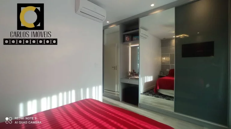 Imagem Apartamento frente a praia a venda na Pompéia em Santos