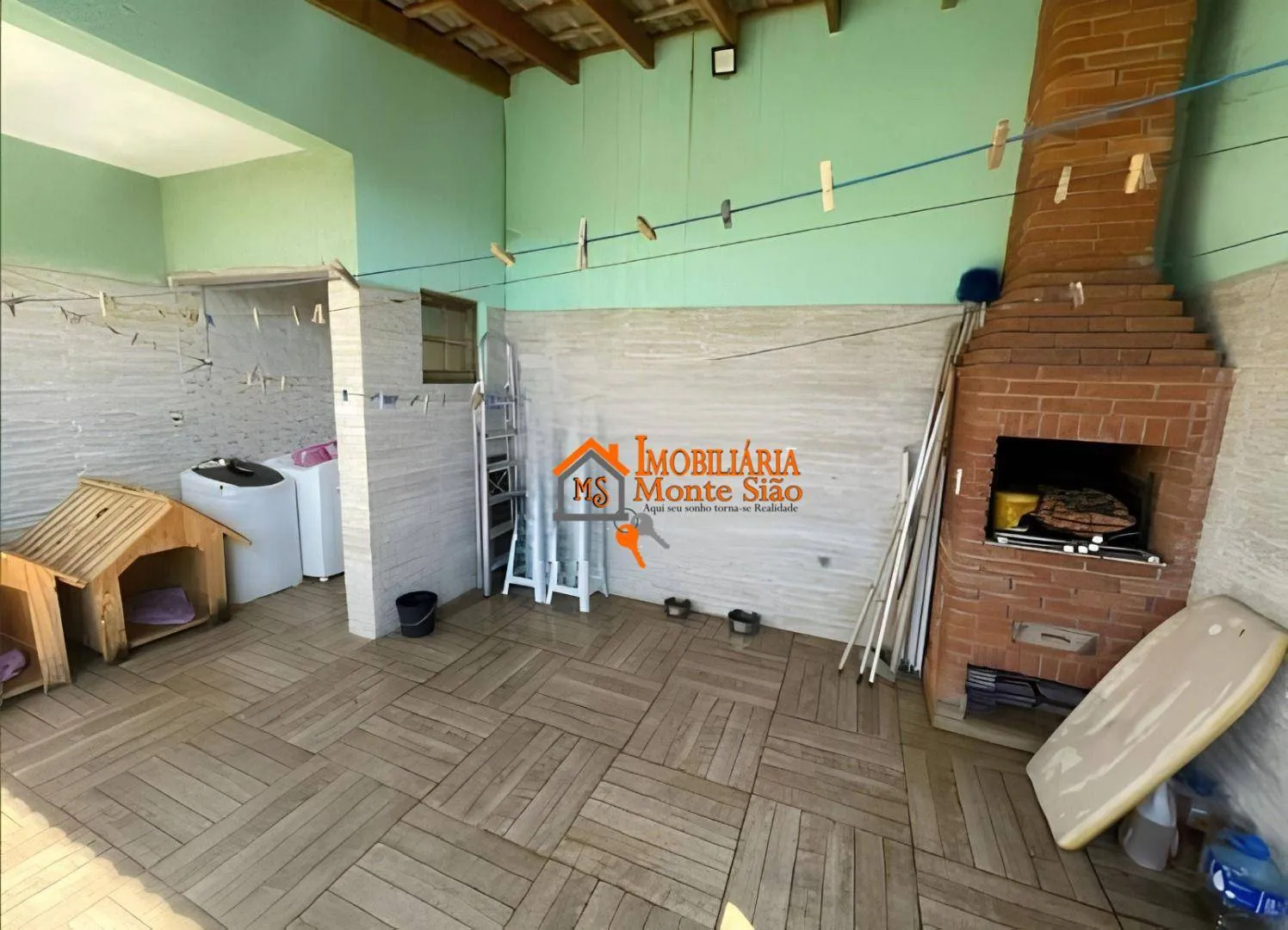 Imagem Sobrado com 3 dormitórios à venda, 120 m² por R$ 670.000,00 - Centro - Arujá/SP