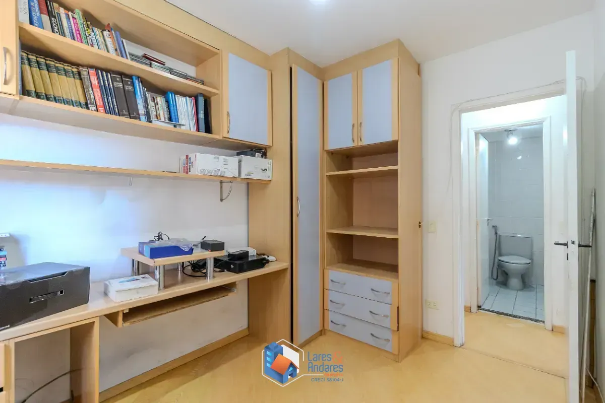 Imagem Apartamento para venda em Chácara Inglesa com 3 quartos, sendo 1 suíte, 75m²