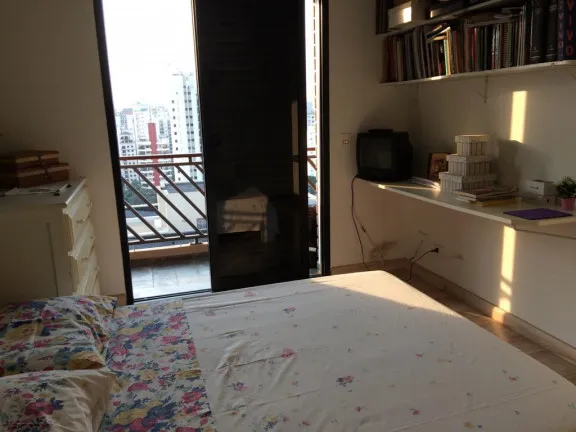 Imagem Apartamento com 4 Quartos à Venda, 216 m² em Campo Belo - São Paulo