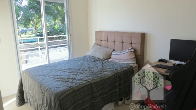 Imagem Excelente casa de Condomínio em Sambaqui, Florianópolis