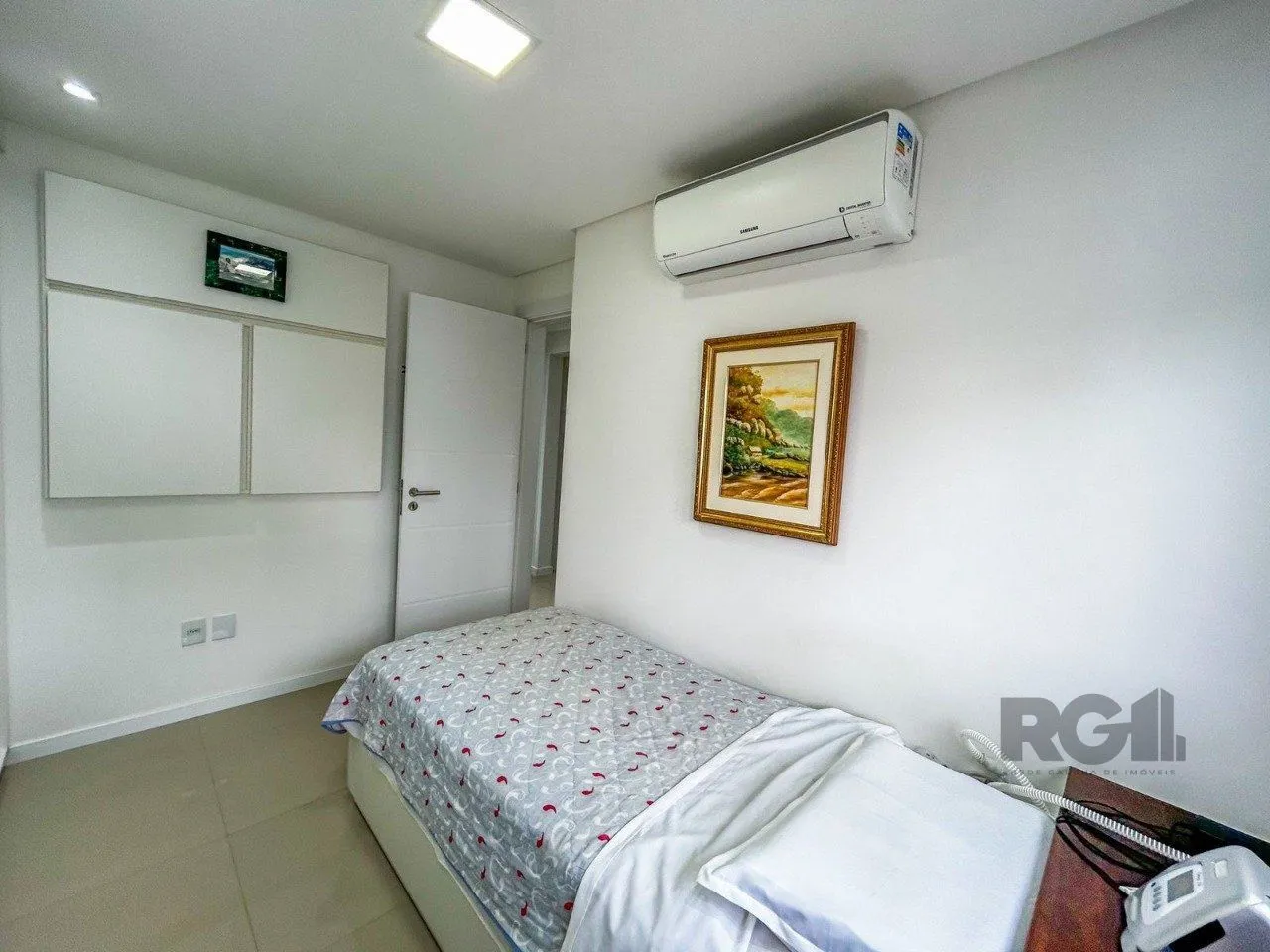 Imagem Apartamento de 03 dormitórios na Tristeza Zona Sul de Porto Alegre