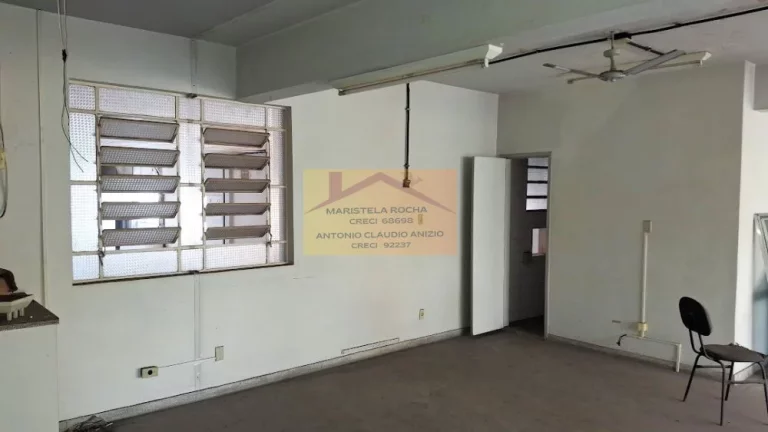 Imagem Oportunidade Única: Galpão Espaçoso em Cascadura, RJ!